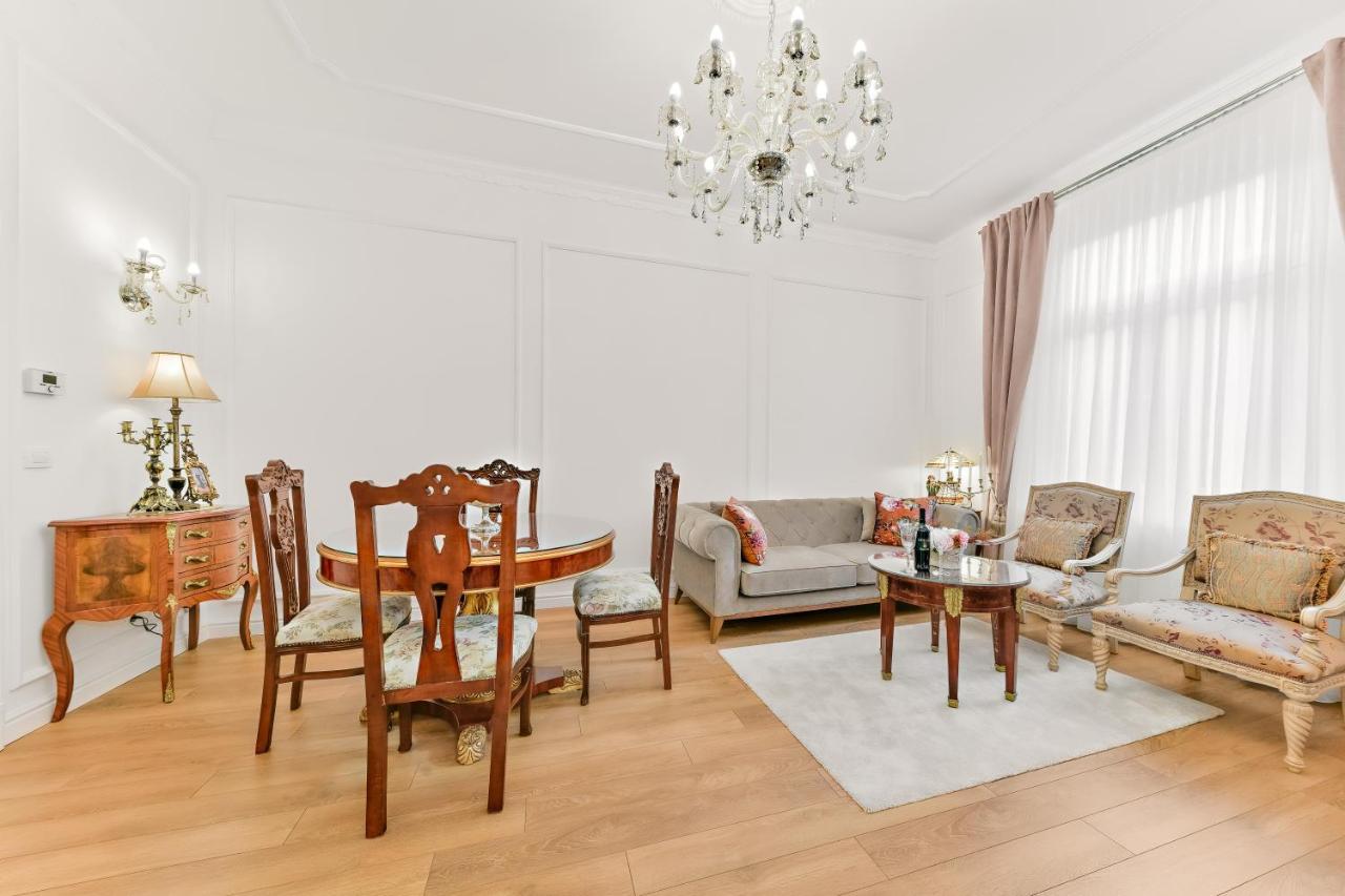 Luxury Class Apartment - 1St Floor, Large Apartment, Downtown, Newly Renovated, Fast Wifi, 4X Air Conditioning Zagreb Exterior photo